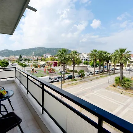 Palm Square Lalyssos